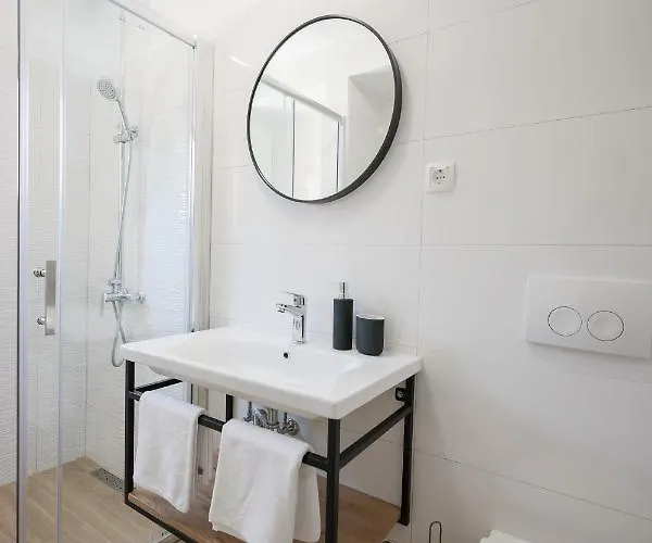 Апартаменты Ana Задар