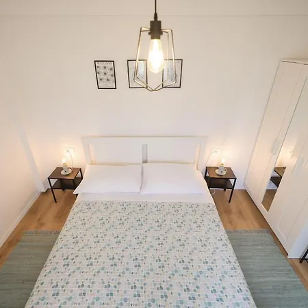 Ana Apartment *
